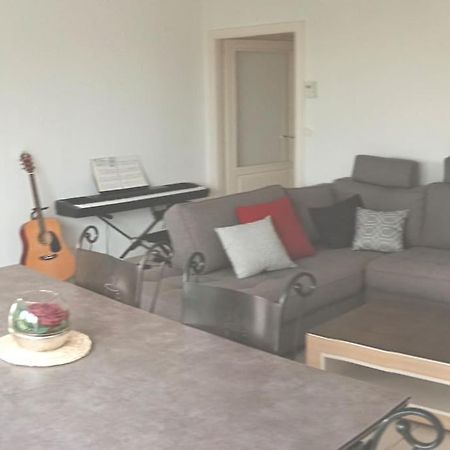 Chambre #2 Dans Appartement Partage - Proche Des Vosges Thann Exterior foto
